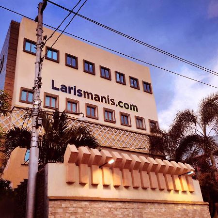 Hotel Syariah Larismanis Semarang Luaran gambar