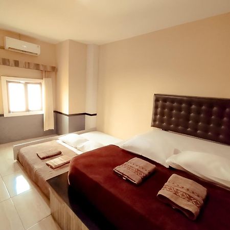 Hotel Syariah Larismanis Semarang Luaran gambar