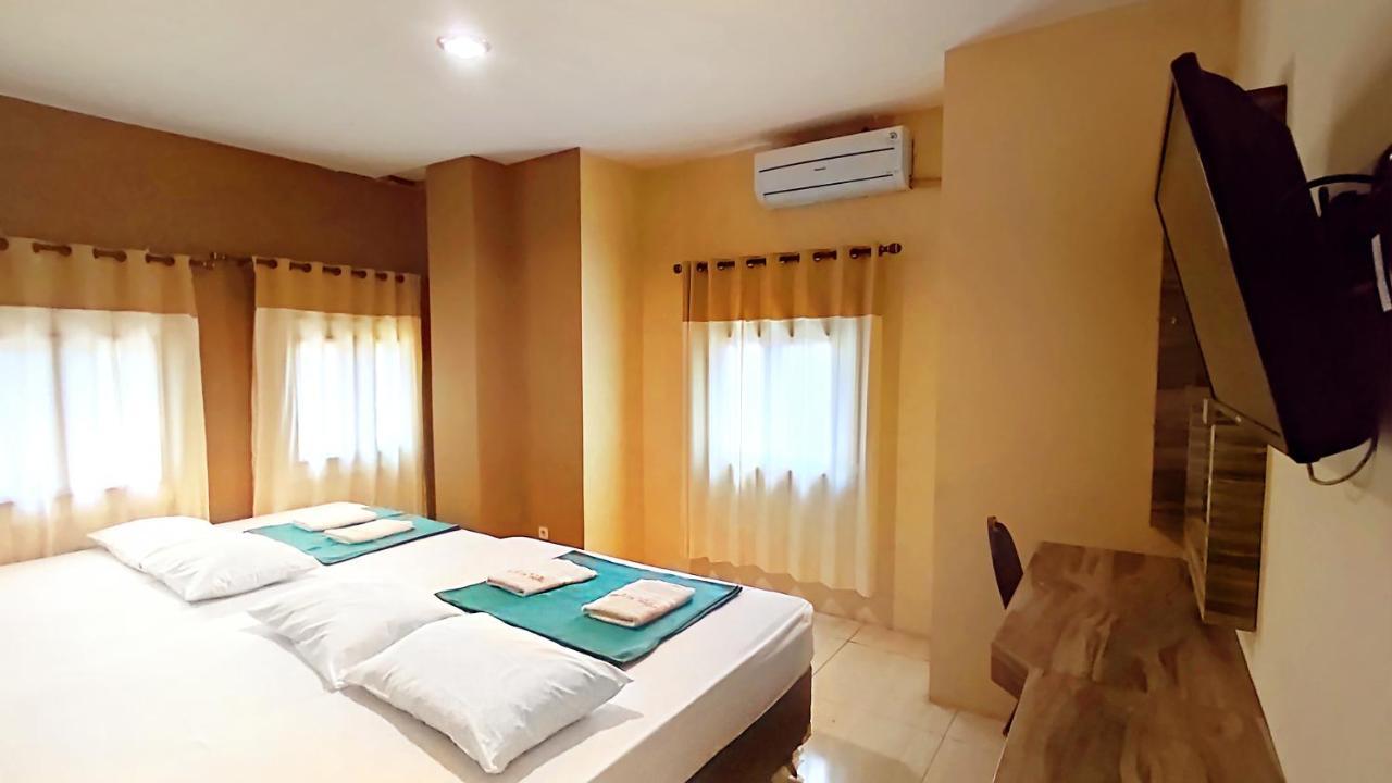 Hotel Syariah Larismanis Semarang Luaran gambar